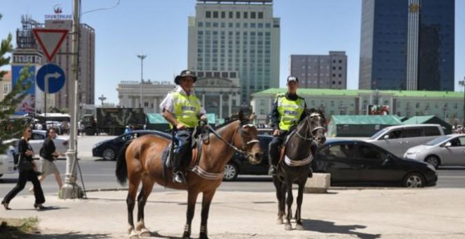 Ngựa của Thành Cát Tư Hãn và cảnh sát kị binh Mông Cổ ngày nay - 6
