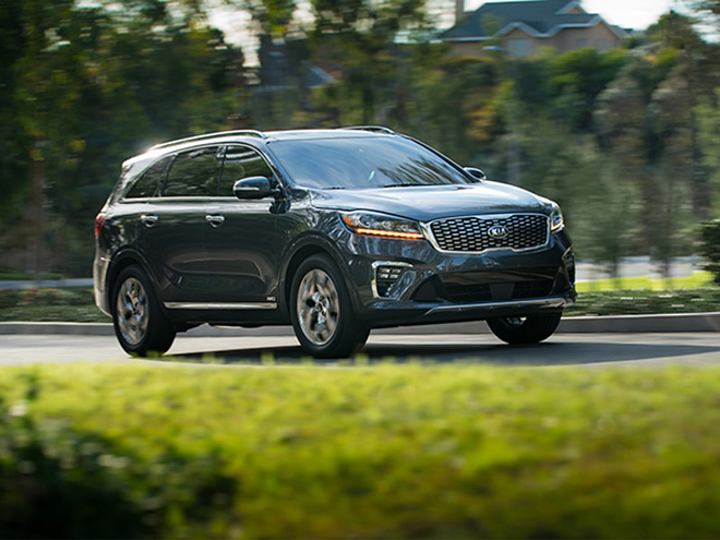 Kia Sorento giảm giá tới 100 triệu đồng tại các đại lý chính hãng - 1