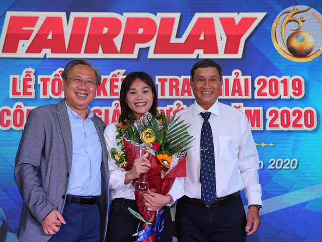 Bóng đá - “Chiến binh” Chương Thị Kiều đoạt giải Fair Play 2019