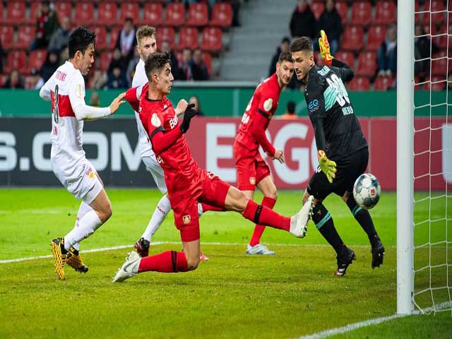 Bóng đá - Video highlight trận Saarbrucken - Leverkusen: Phủ đầu choáng váng, cay đắng "ngựa ô"