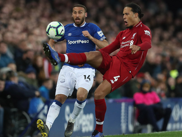 Bóng đá - Khốn khổ Liverpool: Nguy cơ phải ăn mừng chức vô địch cách "nhà" hơn 300km