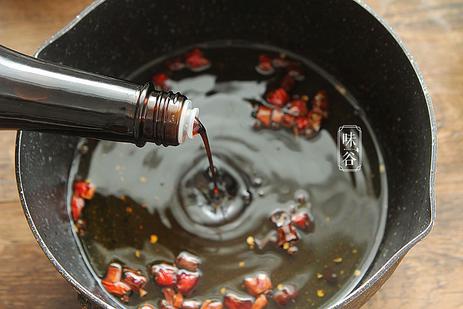 Công thức gia truyền 30 năm làm món ớt ngâm, ăn một lần là nhớ mãi - 7