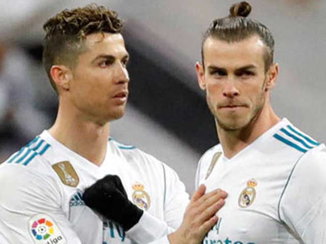 Tin HOT bóng đá tối 10/6: Cựu bác sĩ Real Madrid tin Ronaldo không bằng Bale - 1