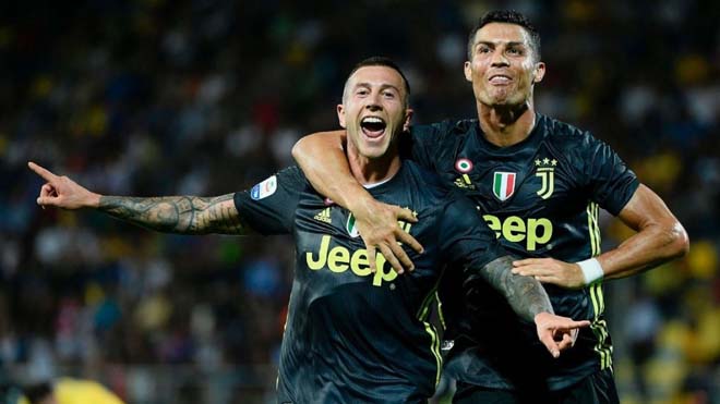 "Đệ ruột" Ronaldo tính rời Juventus, "dọn nhà" đến MU xây mộng Euro 2021 - 2