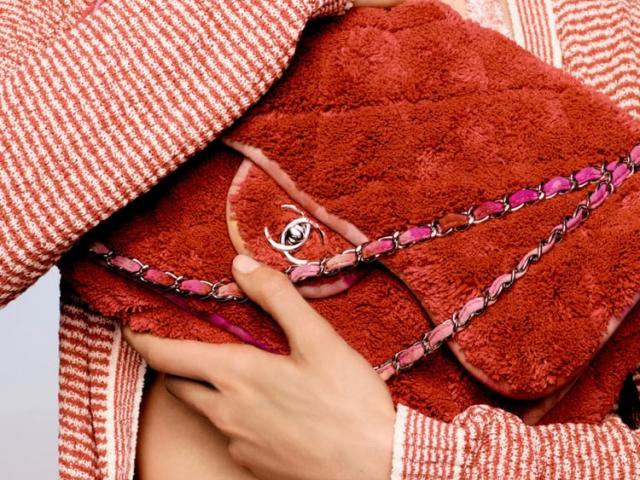 Thời trang - Vẻ đẹp tuyệt vời mà vạn phụ nữ mơ ước của những chiếc túi Chanel Cruise 2020