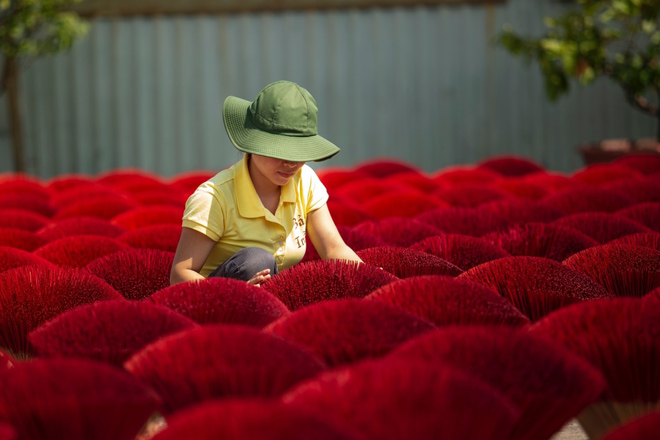 Nhang sạch, phải sạch từ tâm, và cả sự tỉ mẩn trong từng chi tiết