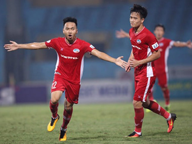 Bóng đá - Khắc Ngọc đá phạt đẳng cấp đưa Viettel "lên đỉnh": Thầy Park có ưng ý?