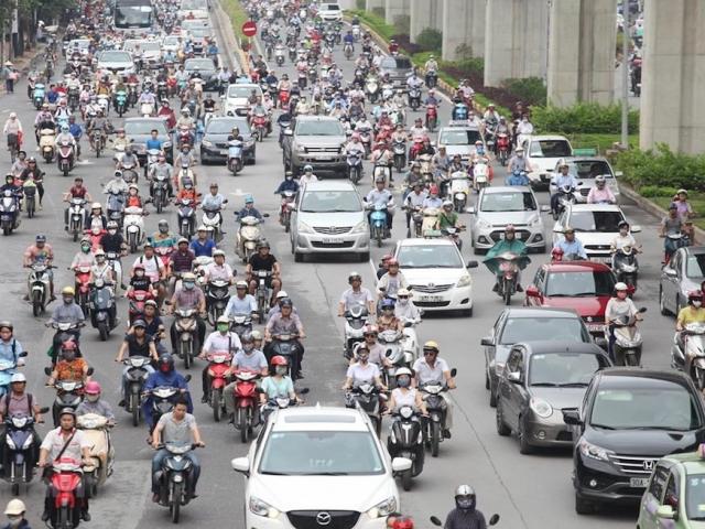 Tin tức ô tô - Người Hà Nội mất 58 phút/ngày di chuyển bằng ô tô đi làm