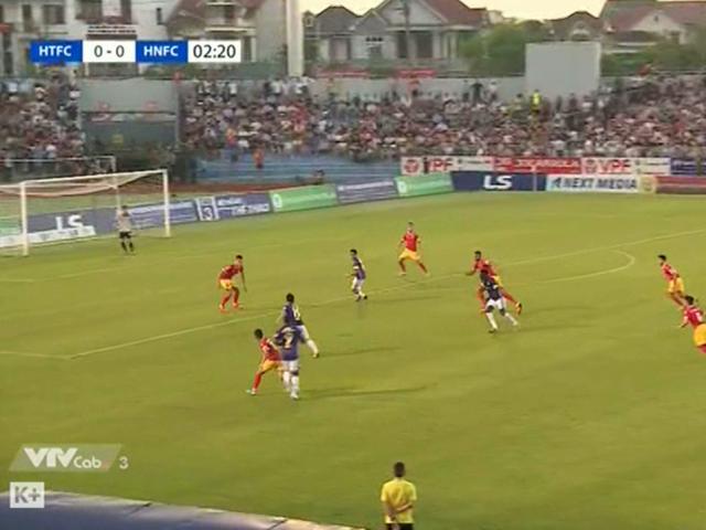 Bóng đá - Trực tiếp bóng đá Hà Tĩnh - Hà Nội: Văn Quyết bỏ lỡ cơ hội Vàng