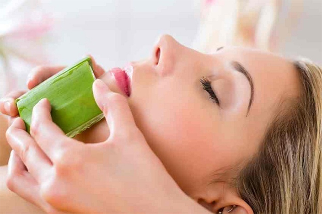 7 Cách dùng nha đam trị mụn hiệu quả nhanh nhất tại nhà - 2