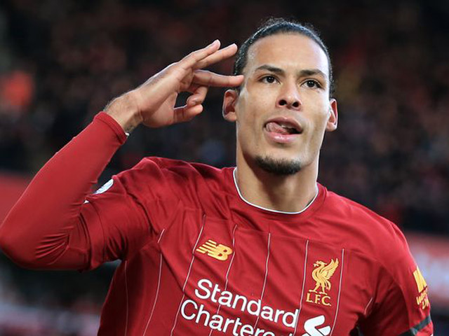Bóng đá - Liverpool giữ "siêu hậu vệ" Van Dijk với mức lương kỷ lục, vượt cả Salah