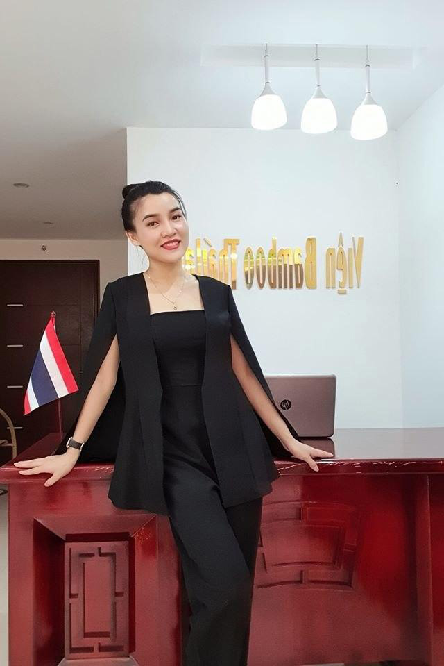 Ngoài sở hữu cơ sở làm đẹp khá nổi tiếng ở thành Vinh, Huyền Trang còn là nhà đầu tư chứng khoán có tiếng trên sàn.