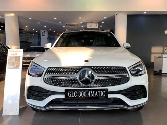 Mercedes-Benz GLC 300 đi được 11km rao bán lại với lý do khó tin - 1