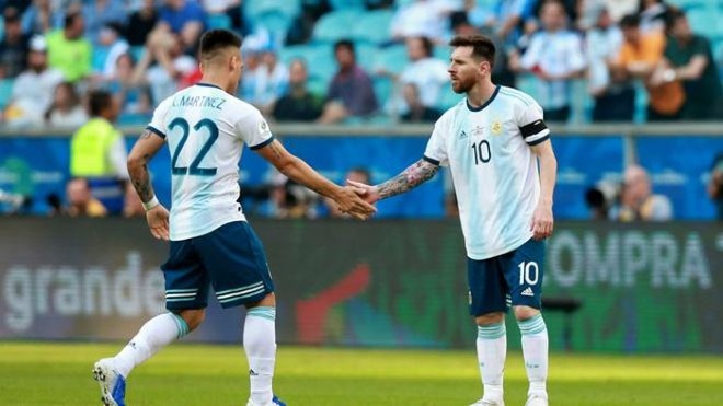 Messi đón tin vui: Argentina hưởng lợi vì Copa America bị hoãn đến 2021 - 2