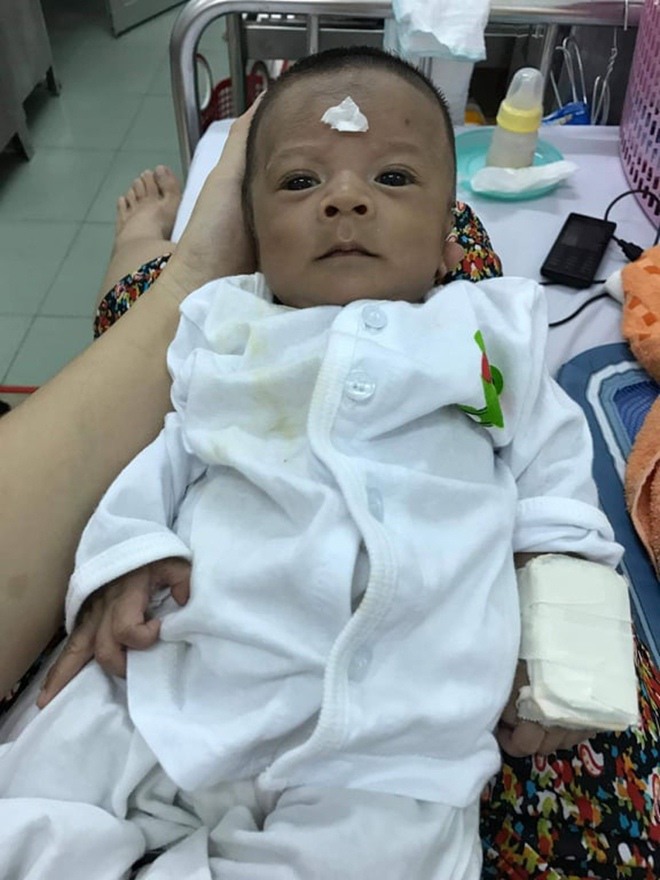 Mẹ Sài Gòn sinh con bác sĩ dặn "chuẩn bị tâm lý", 3  năm sau nhìn mặt mới ngỡ ngàng - 5