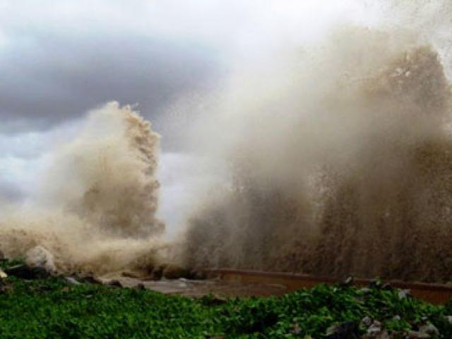 Tin tức trong ngày - Bão số 1 - NURI đổ bộ đất liền Trung Quốc, miền Bắc có mưa to đến rất to