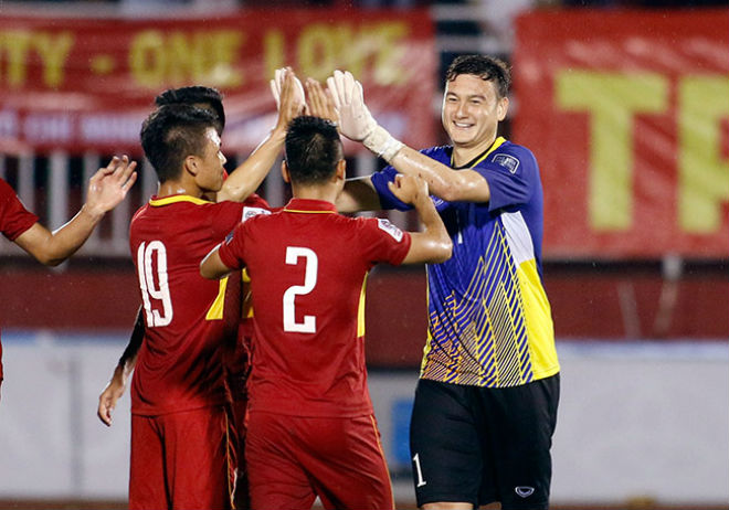 3 năm trước (13/6/2017), Văn Lâm ra mắt ĐT Việt Nam ở trận hòa&nbsp;Jordan 0-0 (vòng loại Asian Cup)