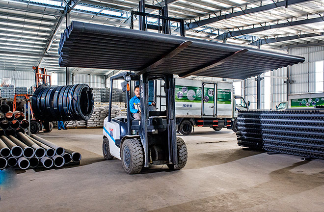 Kỳ 2: Doanh nghiệp Việt 'xuất khẩu nội địa', giữ lại USD - 2