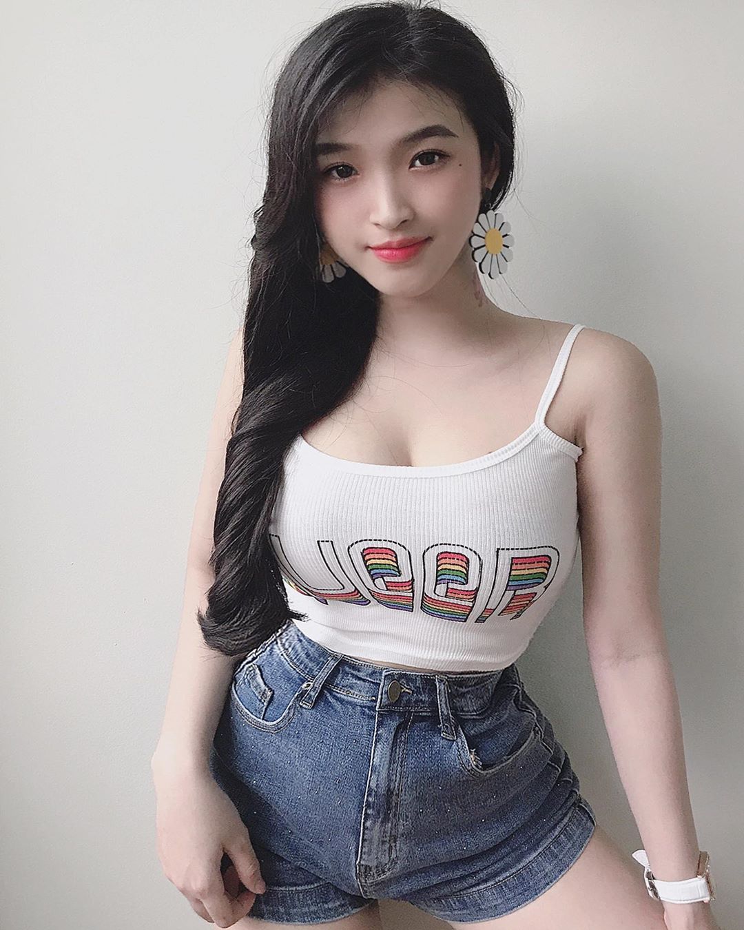 Nữ sinh Việt vừa tuổi 18 nổi tiếng nhờ mặc áo dài trắng tôn dáng vóc nữ thần - 5