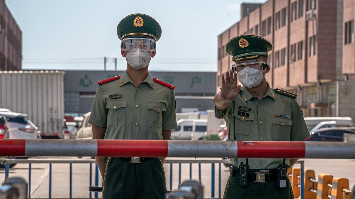 Trung Quốc thiết quân luật thành phố Bảo Định với 11 triệu dân do lo ngại Covid-19 lây lan (ảnh: SCMP)