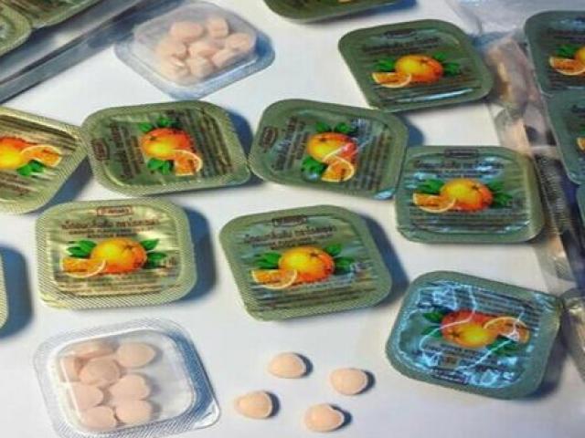 Thị trường - Tiêu dùng - Những món quà vặt "bất hủ" gắn với tuổi thơ 8x nay có giá bao nhiêu?