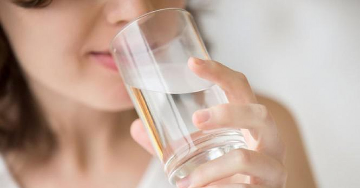 Sức khỏe đời sống - Chỉ với cốc nước lọc, uống đúng cách sẽ chữa đủ bệnh "tốt hơn thần dược"