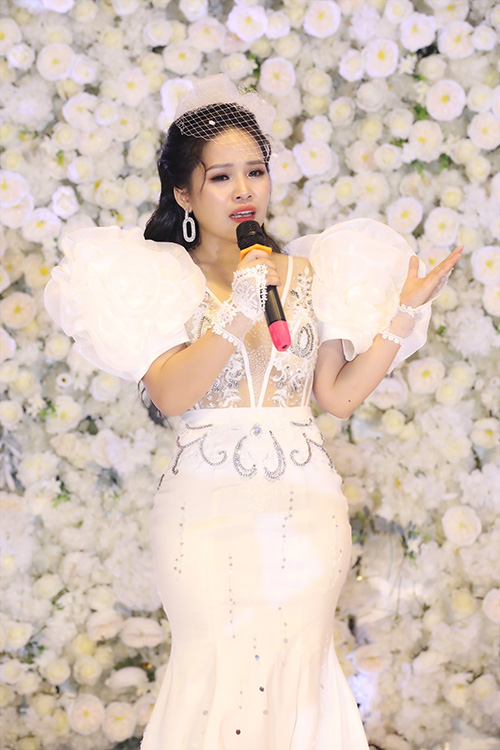 Doanh nhân Trần Thị An nghẹn ngào chia sẻ về khoảnh khắc hạnh phúc