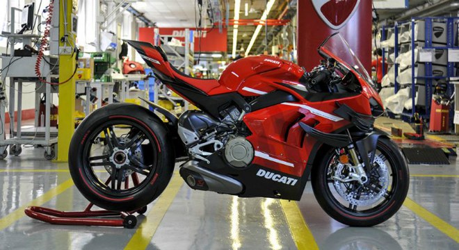 2020 Ducati Superleggera V4 lên dây chuyền sản xuất, giá hơn 2,3 tỷ đồng - 2