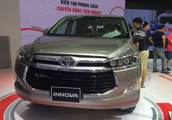 Giá xe Innova tháng 6/2020 niêm yết và lăn bánh mới nhất - 4