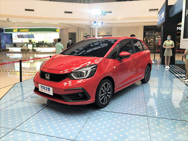 Honda Jazz 2020 ra mắt thị trường Trung Quốc với ngoại hình khác biệt - 1