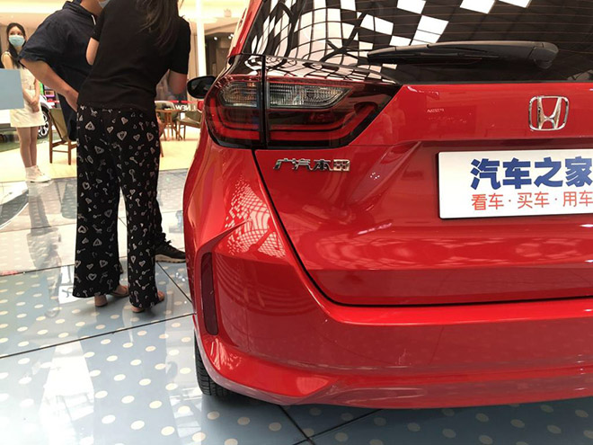 Honda Jazz 2020 ra mắt thị trường Trung Quốc với ngoại hình khác biệt - 4