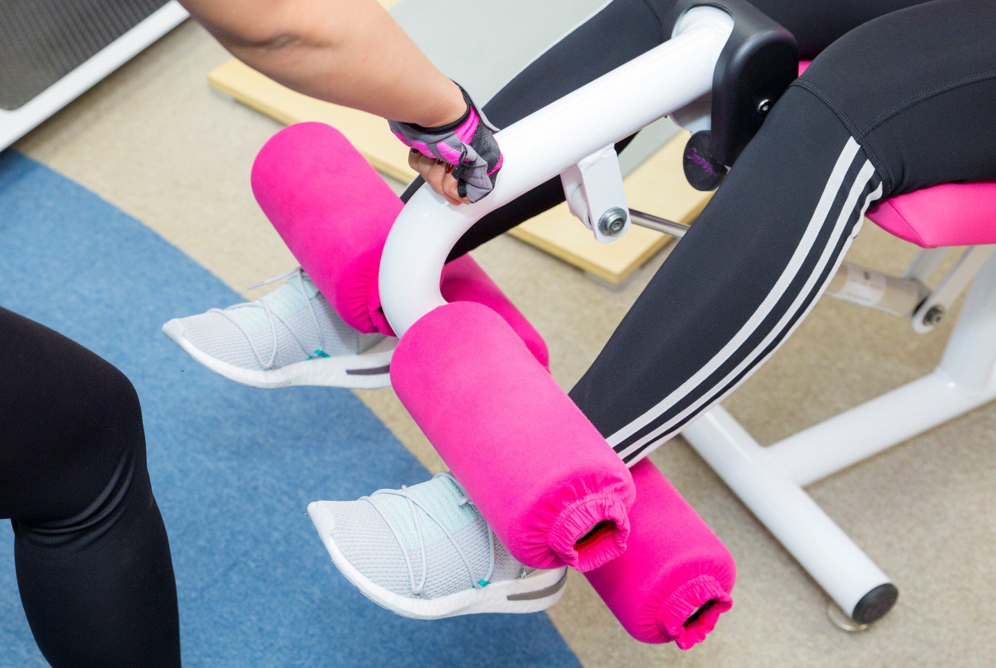 Săn chắc, quyến rũ hơn sau 30 phút nhờ bài tập nhìn tưởng "nhẹ tựa lông hồng" - 1