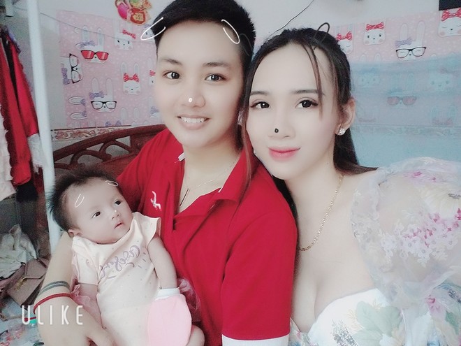 "Người đàn ông" mang bầu đầu tiên ở Việt Nam khoe ảnh đầy tháng con gái bụ bẫm, đáng yêu - 1