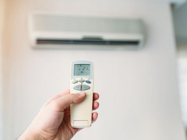 Thế giới - Trời nóng, người nhà rút máy thở của bệnh nhân Covid-19 để bật điều hòa và cái kết