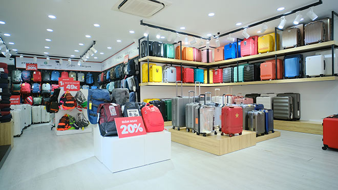 Cửa hàng mới khai trương toạ lạc tại vị trí thuận lợi, diện tích hơn 80m2