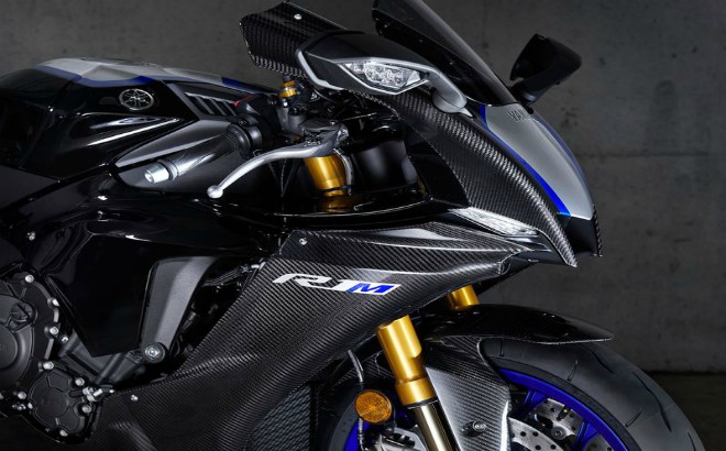 Thư hùng 2020 Honda CBR1000RR-R SP và Yamaha YZF-R1M: Long trời lở đất - 8