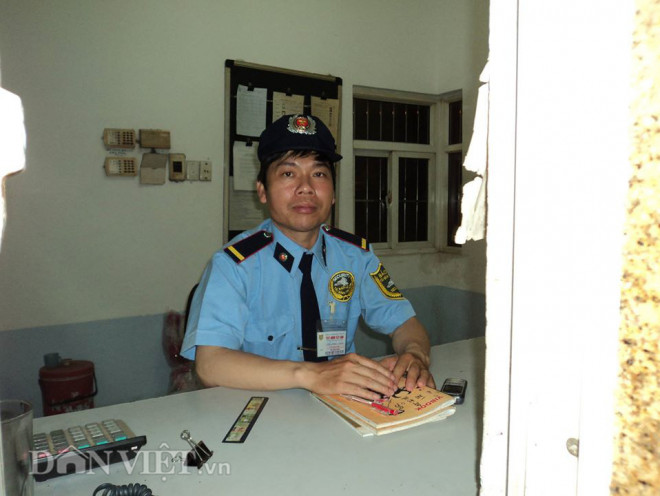 Phóng viên Nguyễn Hoài Nam trong một lần nhập vai để thực hiện loạt điều tra.