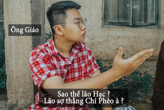 Độc đáo bộ ảnh kỷ yếu phong cách 1977 Vlog, nam sinh hoá trang Chí Phèo chiếm spotlight với ngoại hình lạ - 4