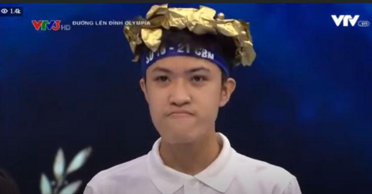 Bạn trẻ - Cuộc sống - 10X mở màn Olympia quý IV bằng màn tấu hài "ứm ừ" và 120 điểm khởi động