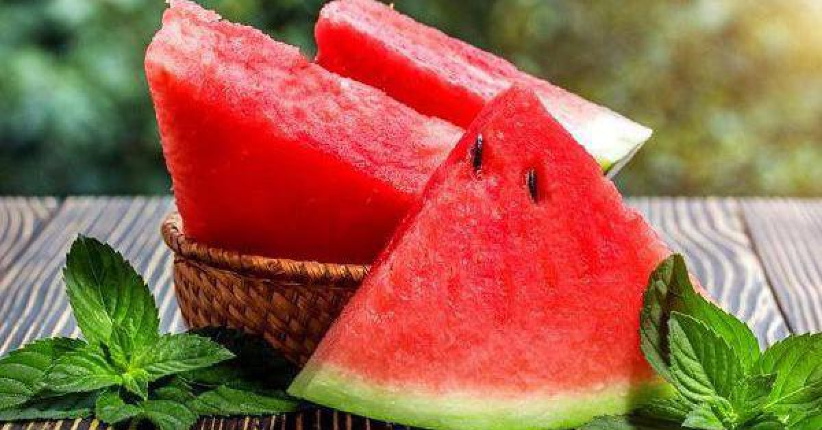 Sức khỏe đời sống - Ăn dưa bảo quản tủ lạnh không tốt rất dễ dính bệnh, chuyên gia chỉ rõ 4 nhóm người cần tránh xa