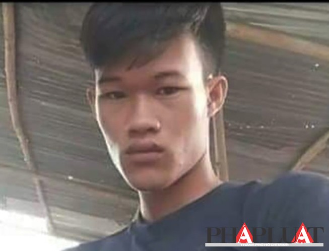 Phạm Kim Phê bị công an bắt khẩn cấp để điều tra về hành vi sát hại cháu bé 13 tuổi. Ảnh: T.L