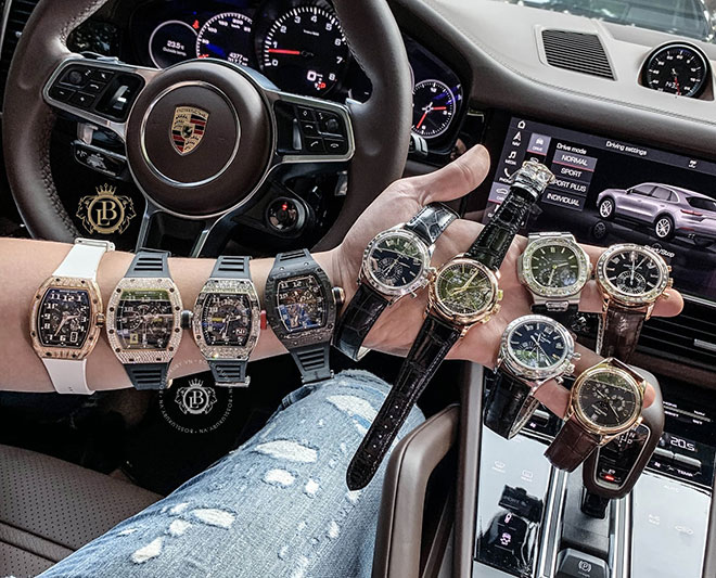 Những mẫu đồng hồ đẳng cấp tại Boss Luxury