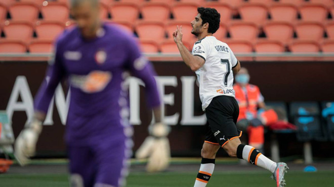 Video highlight trận Valencia - Osasuna: "Súng 2 nòng" lợi hại, đua vé cúp châu Âu - 1