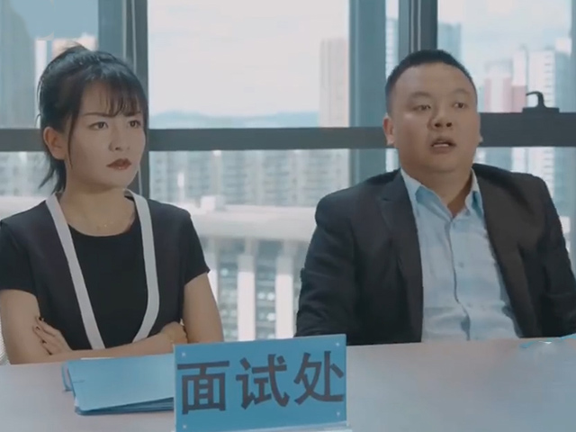 Video Clip Cười - Vượt qua vòng phỏng vấn với "sự lươn lẹo" của bản thân