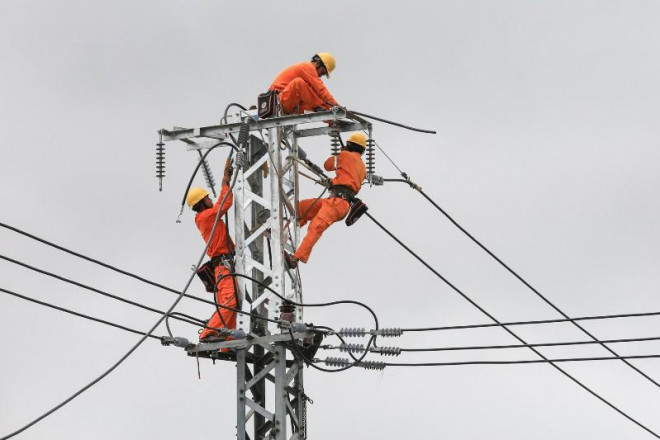 Liên tiếp xảy ra tình trạng tính nhầm hóa đơn điện tại một số địa phương. Ảnh: EVNCPC