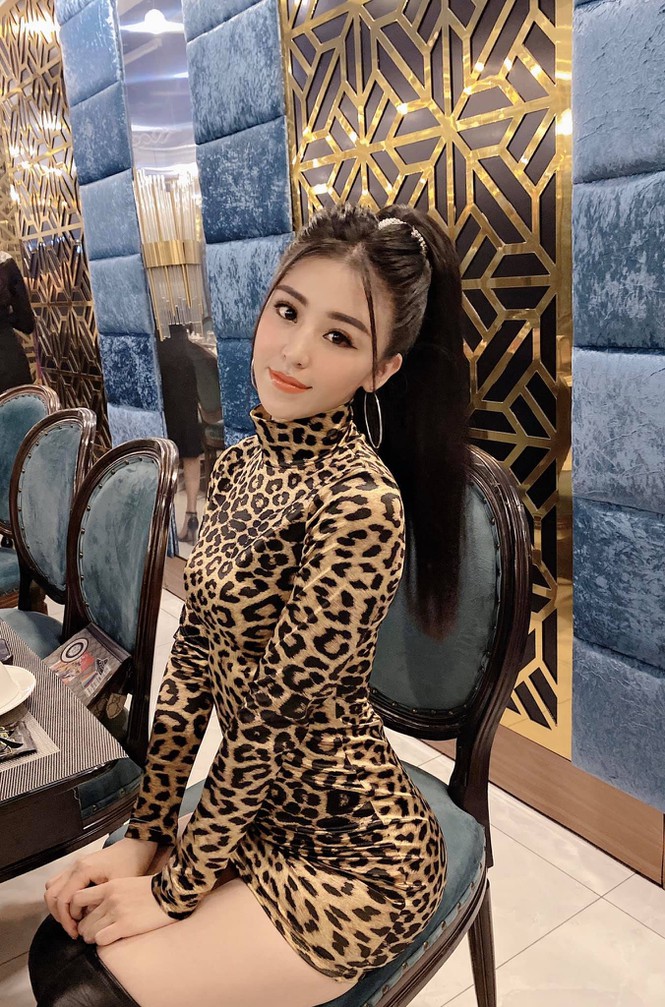 Cuộc sống của hai hotgirl mang vẻ đẹp thuần khiết nổi tiếng cách đây 7 năm giờ ra sao? - 4