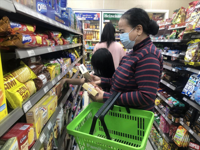 Tin tức trong ngày - Đi chợ, hẹn hò vào… lúc 0 giờ