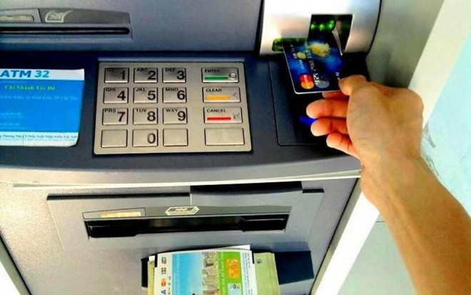 Cách hoạt động của một chiếc máy ATM - 1