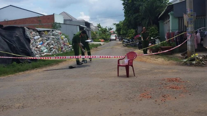 Hiện trường vụ nổ súng. Ảnh: Thế Nhân.