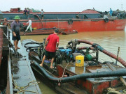 Tin tức trong ngày - Góc khuất nghề trục vớt tàu thuyền đắm